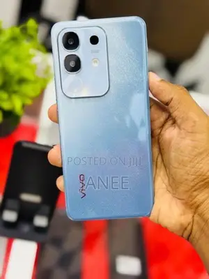 Vivo T4x 6-128 (Used)