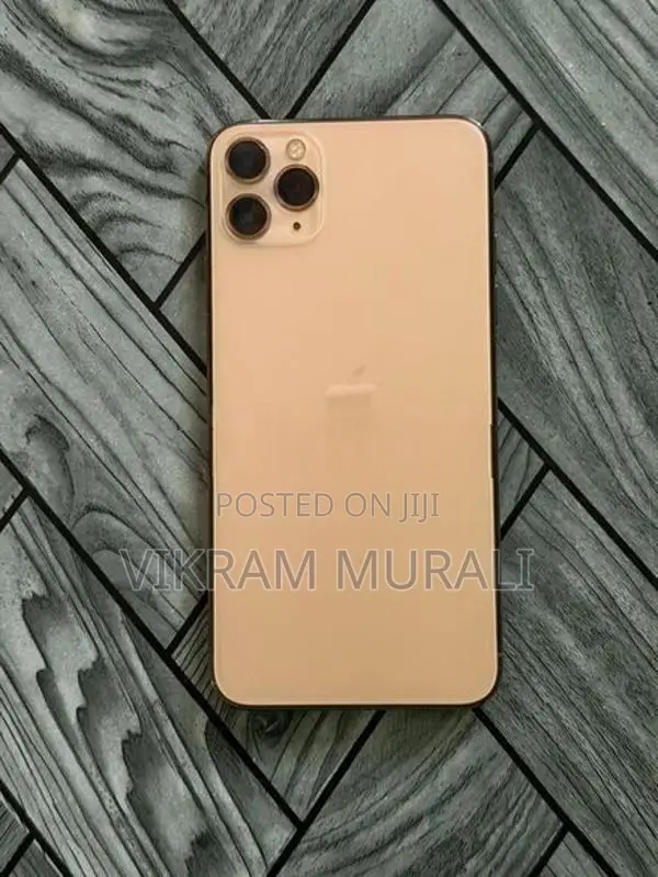 Apple iPhone 11 Pro Max Gold 256GB (Used)