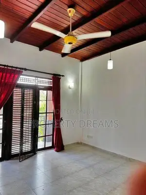 Beautiful Home with Garden Space for Sale Pannipitiya