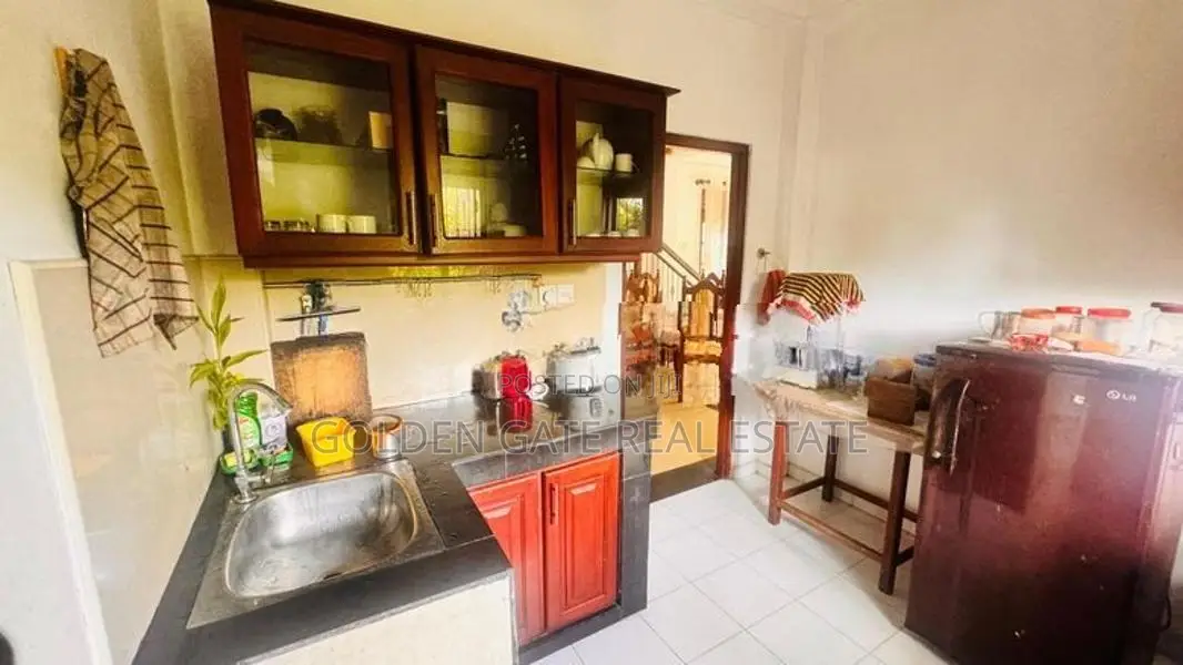 Kadawatha Modern Two Storey House