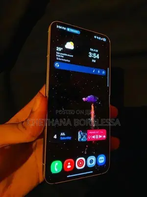 Samsung Galaxy S22 (Used)