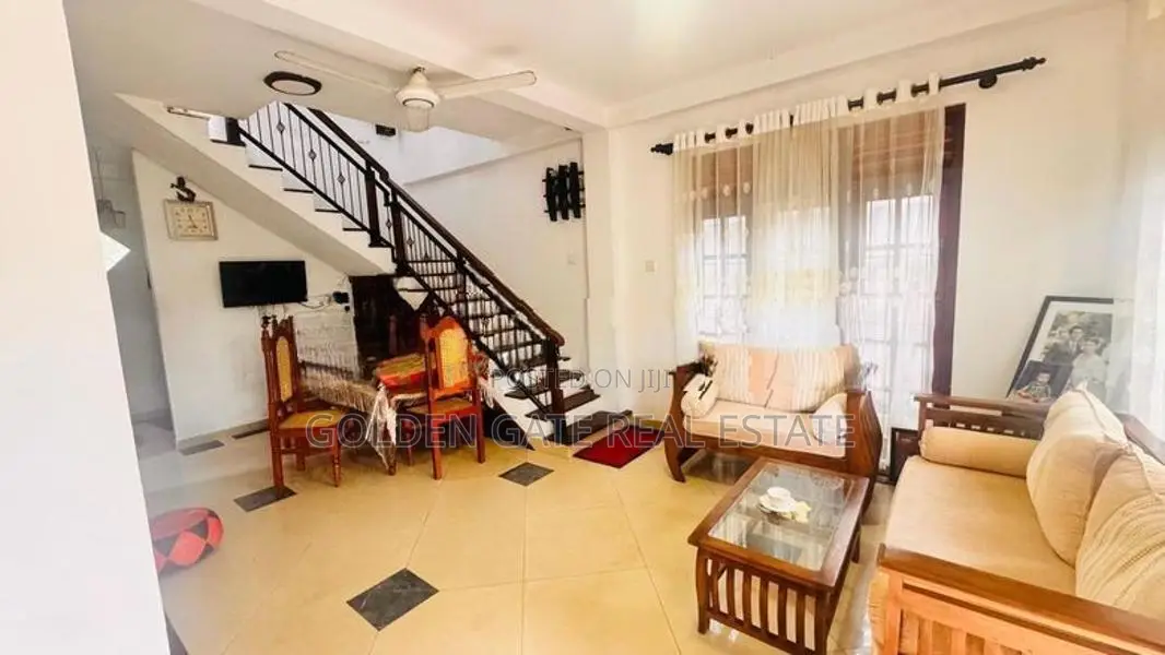 Kadawatha Modern Two Storey House