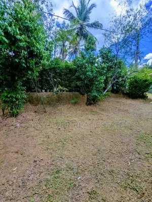Athurugiriya Land with House for Sale