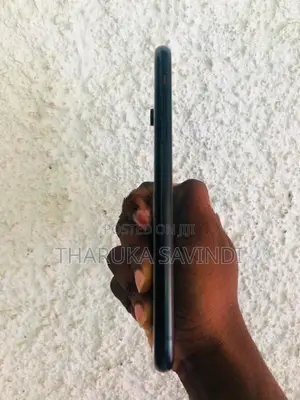 Apple iPhone XR 64GB (Used)