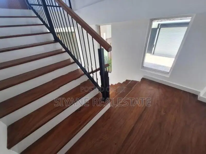 Luxury New House Sale in Hokandara