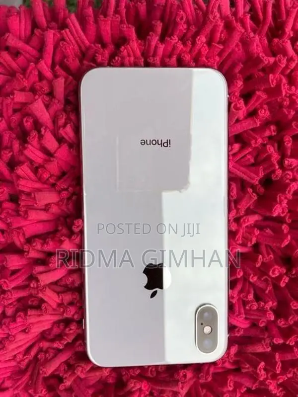 Apple iPhone XS (Used)