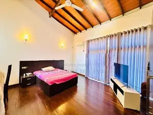 Elegant Family House for Sale – Temple Road, Thalawathugoda