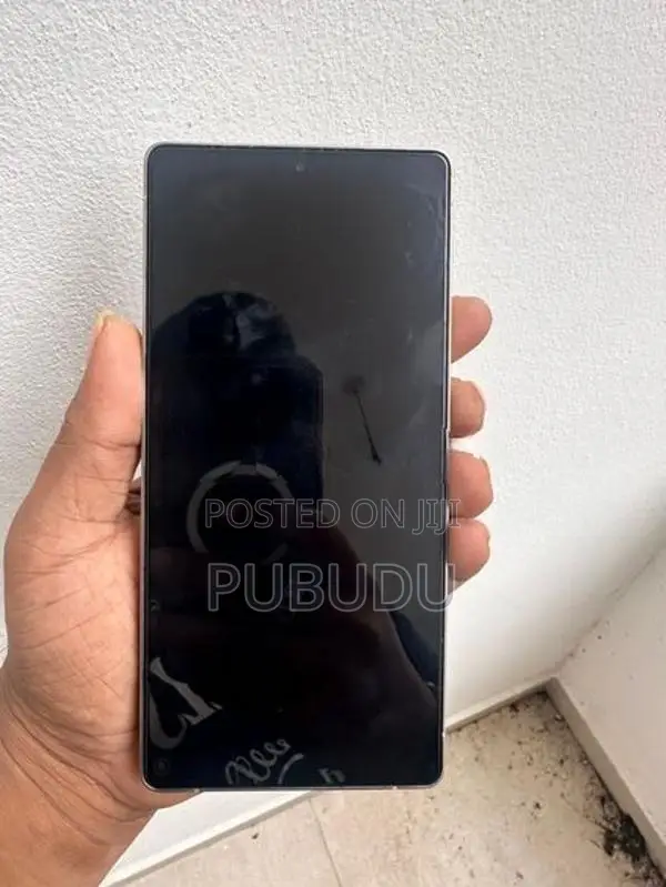 Samsung Galaxy S25 Ultra (Used)