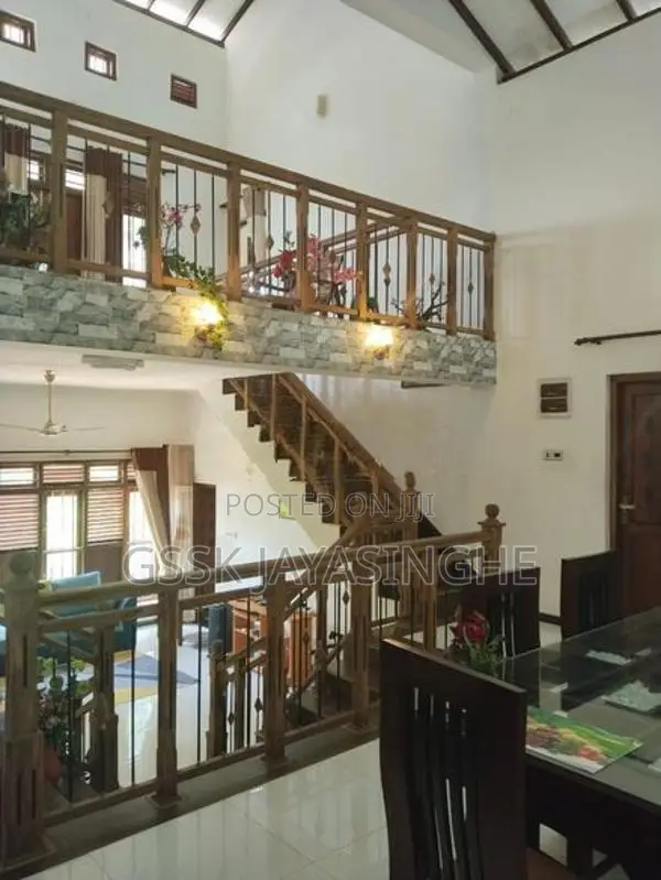 Two Story House for Rent Near the Railway Station at Kekanadura Town