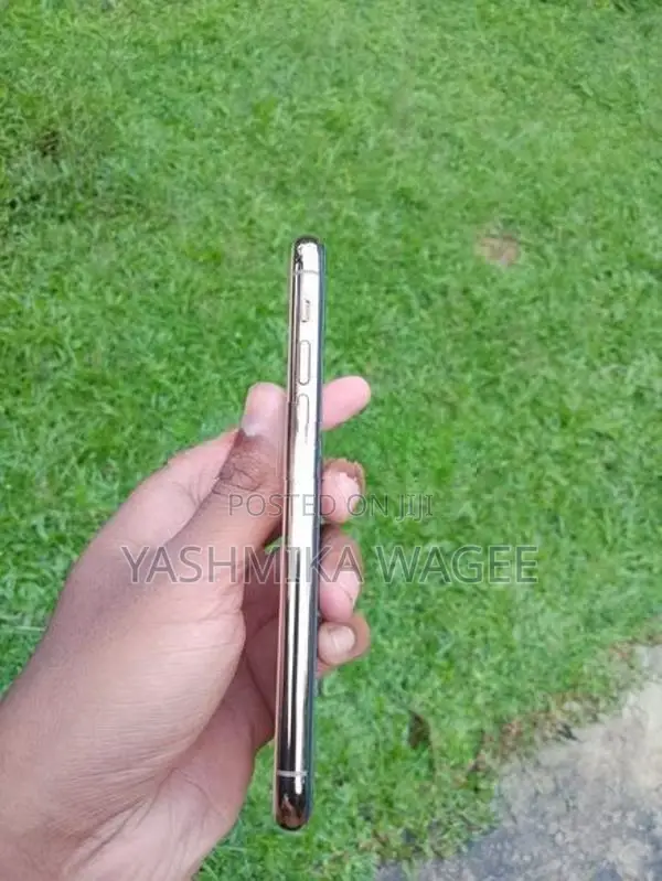 Apple iPhone 11 Pro (Used)