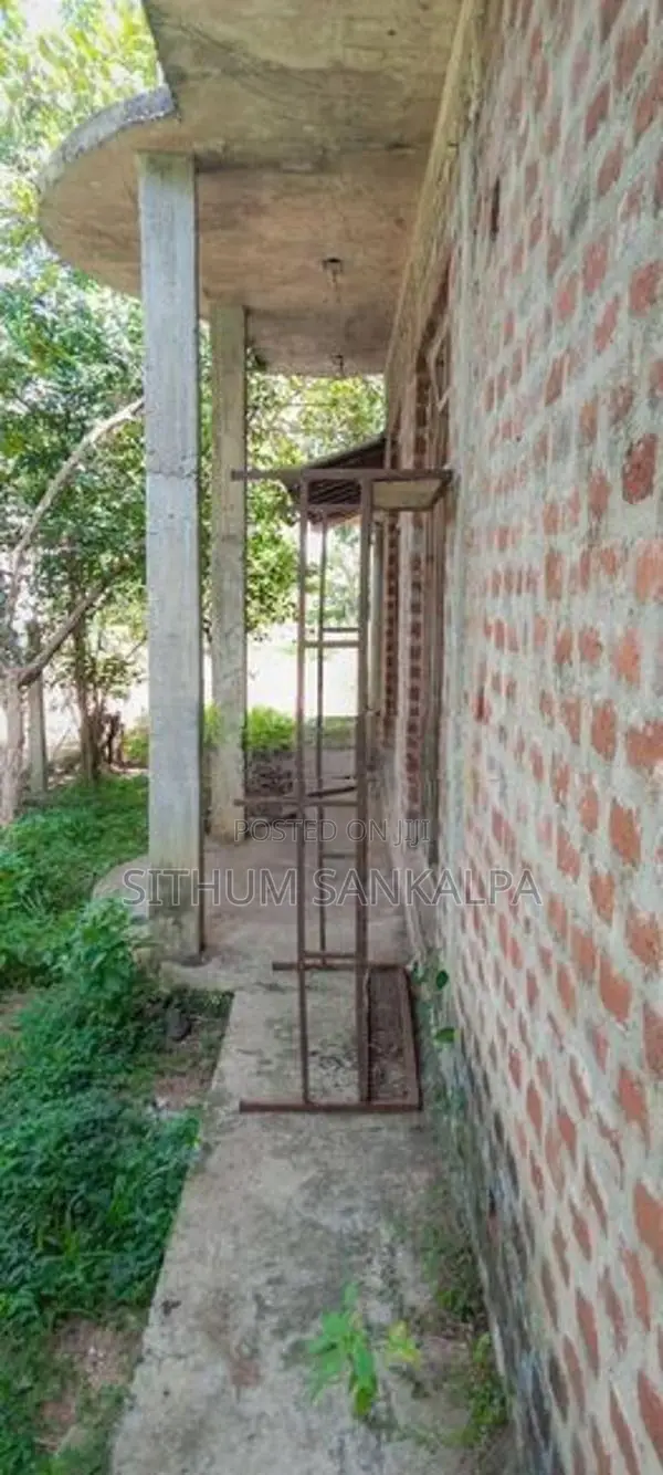 Land Sale in Hettigama