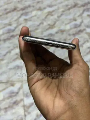 Apple iPhone X (Used)