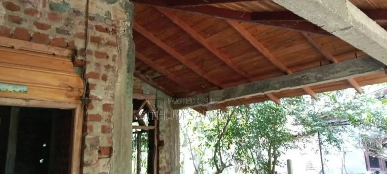Land Sale in Hettigama