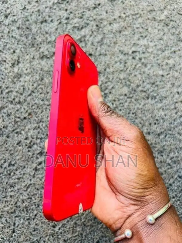 Apple iPhone 12 128GB (Used)