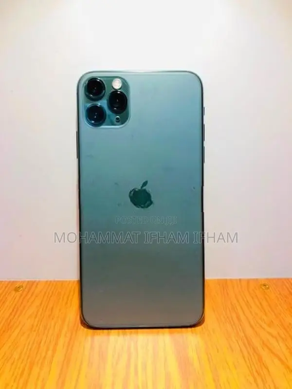Apple iPhone 11 Pro Max 256GB (Used)