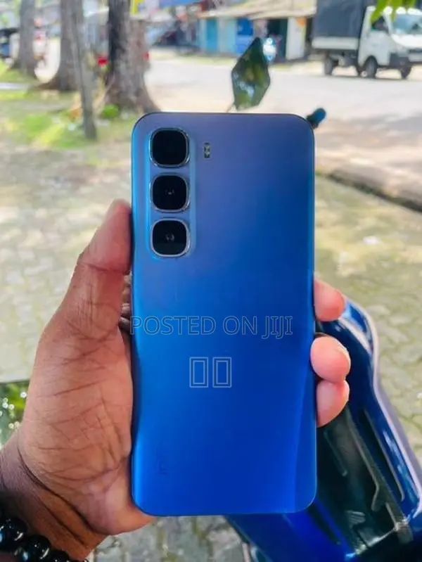 Infinix Hot 60 Pro+ 256GB (Used)