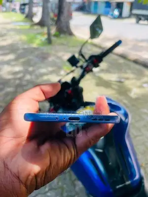 Infinix Hot 60 Pro+ 256GB (Used)