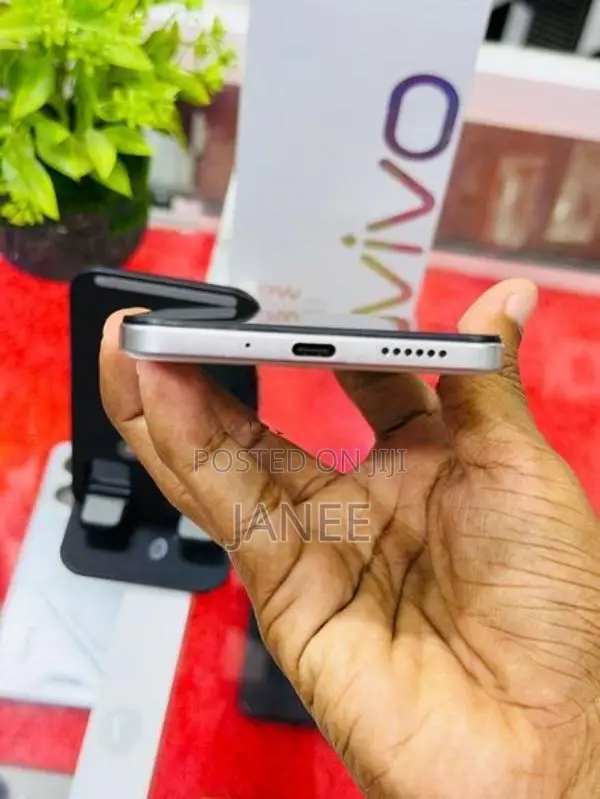iqoo Z10X 5G 8-256GB (Used)