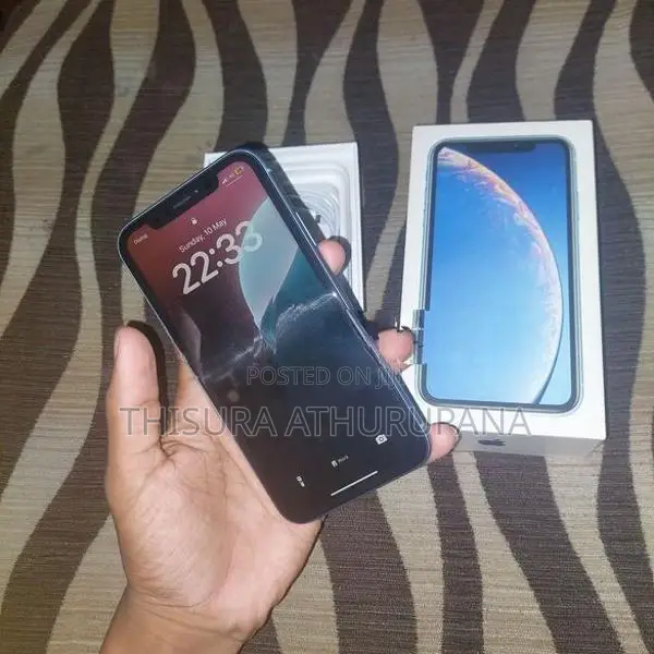 Apple iPhone XR (Used)