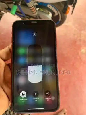 Apple iPhone XR (Used)