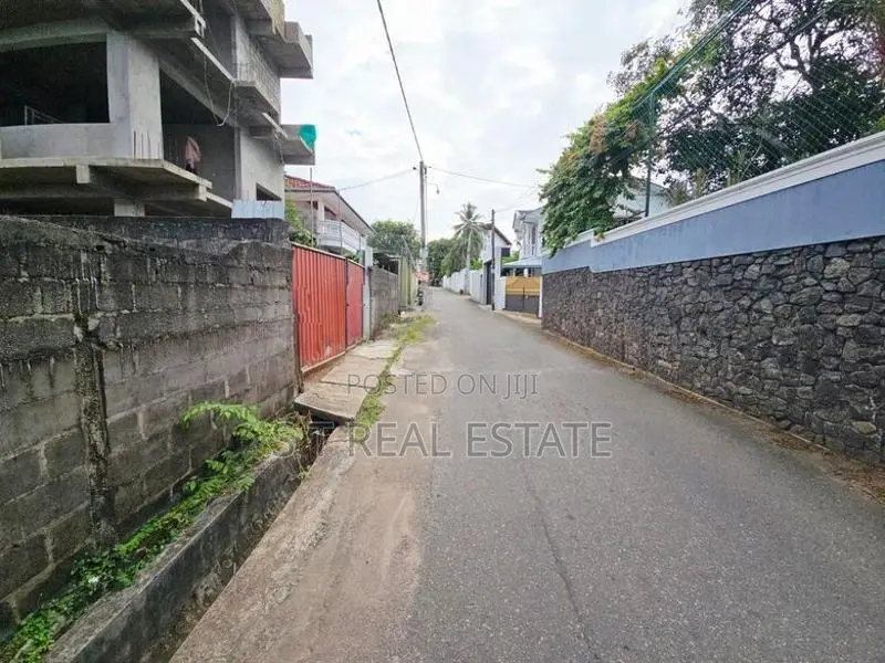 19P Commercial Bare Land For Sale Nawala