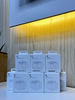 Apple 20W Power Adapter