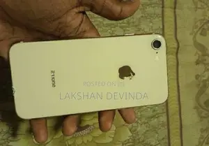 Apple iPhone 8 (Used)