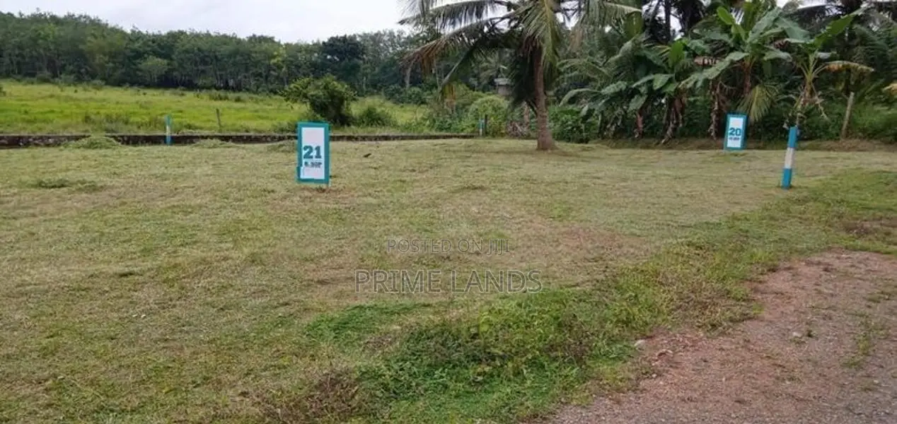 Kesbewa Paddy Facing Land for Sale in Kudamaduwa Rd.