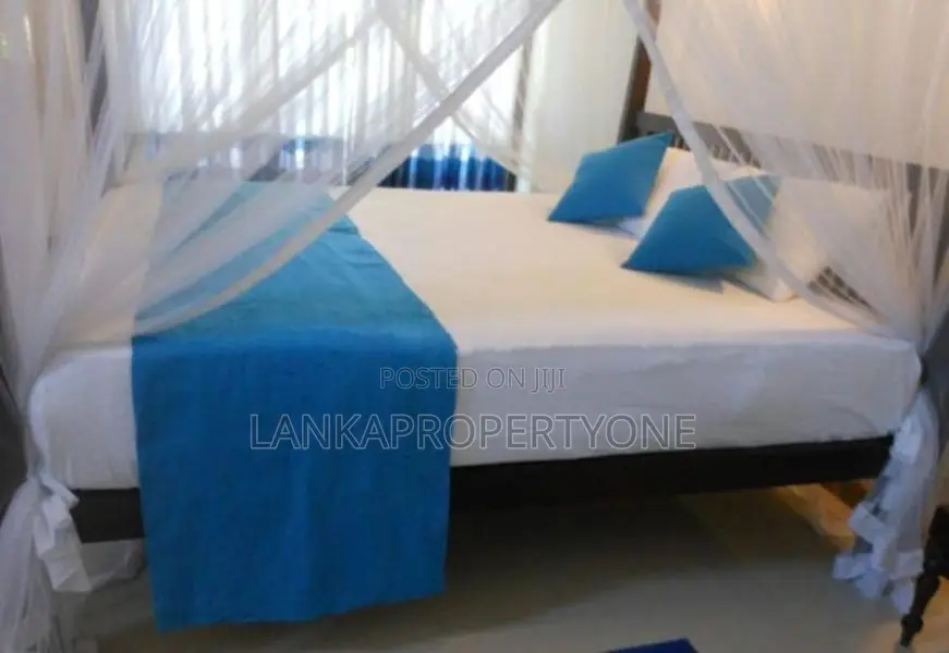 Luxury House for Sale Makuluwa Galle