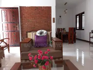 Luxury House for Sale Makuluwa Galle