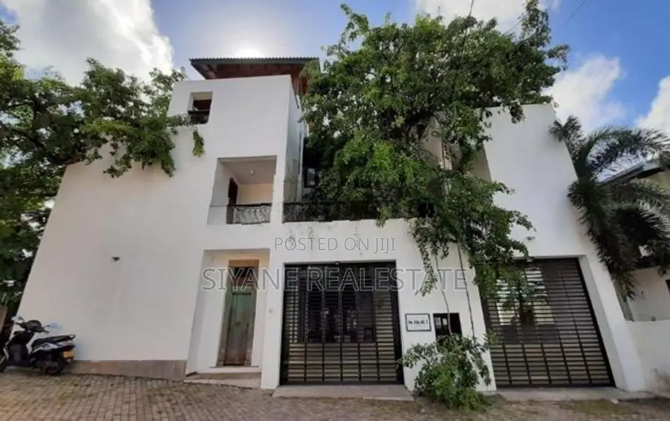 Luxury House For Sale In Nugegoda