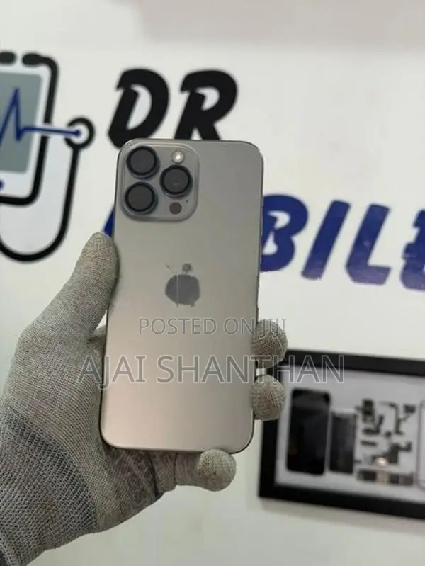 Apple iPhone 15 Pro Max 512 (Used)