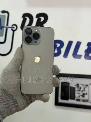 Apple iPhone 15 Pro Max 512 (Used)