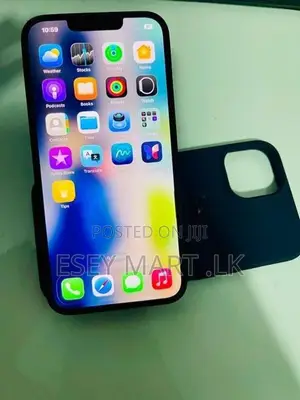Apple iPhone 13 128GB (Used)
