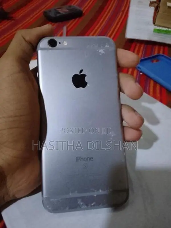 Apple iPhone 6S (Used)