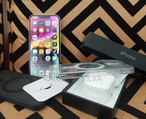 Apple iPhone 14 (Used)