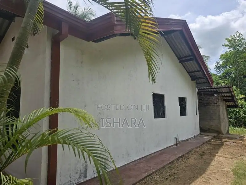 House for sale in Ampara Padiyatalawa