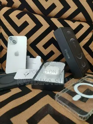 Apple iPhone 14 (Used)