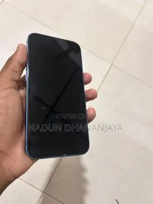 Apple iPhone 13 (Used)