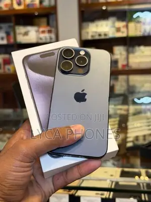 Apple iPhone 15 Pro Max 256GB (Used)