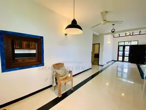 10.9 Perches Beautiful 2-Storey Home for Sale –Athurugiriya