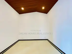 Home for Sale in Athurugiriya – Millennium City Heartland