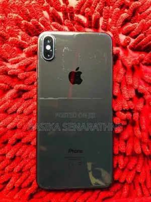 Apple iPhone XS Max (Used)