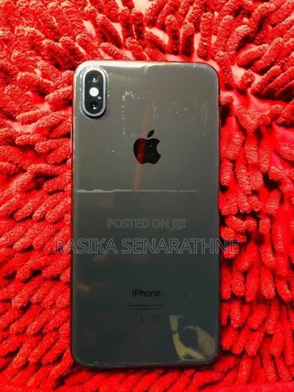 Apple iPhone XS Max (Used)