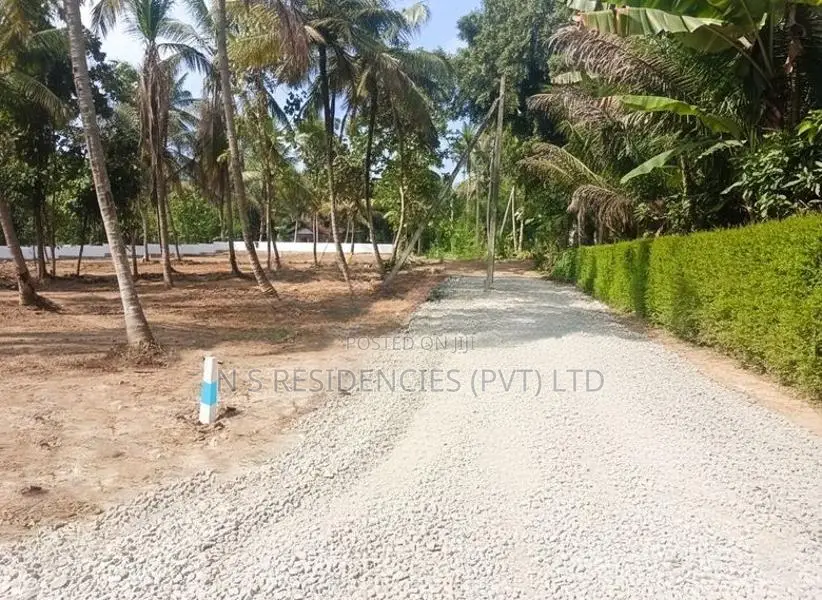 Land for Sale in Melsiripura Y 06