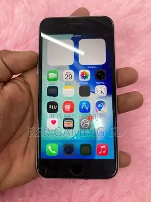 Apple iPhone SE 2 128GB (Used)