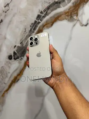 Apple iPhone 15 Pro Max 256GB (Used)