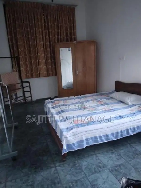 Furnished room for rent