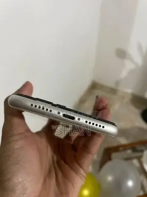 Apple iPhone 11 128GB (Used)