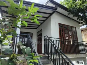 Newly Built House for Rent in Walpola